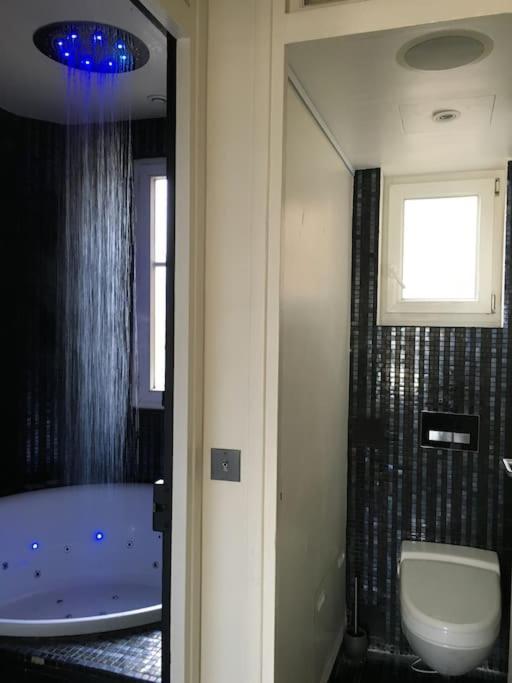 Luxury Stay Paris Place Des Vosges Экстерьер фото