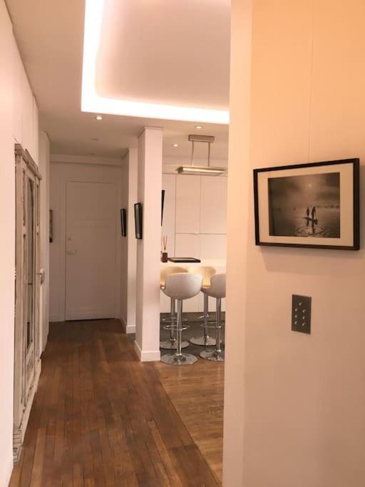 Luxury Stay Paris Place Des Vosges Экстерьер фото